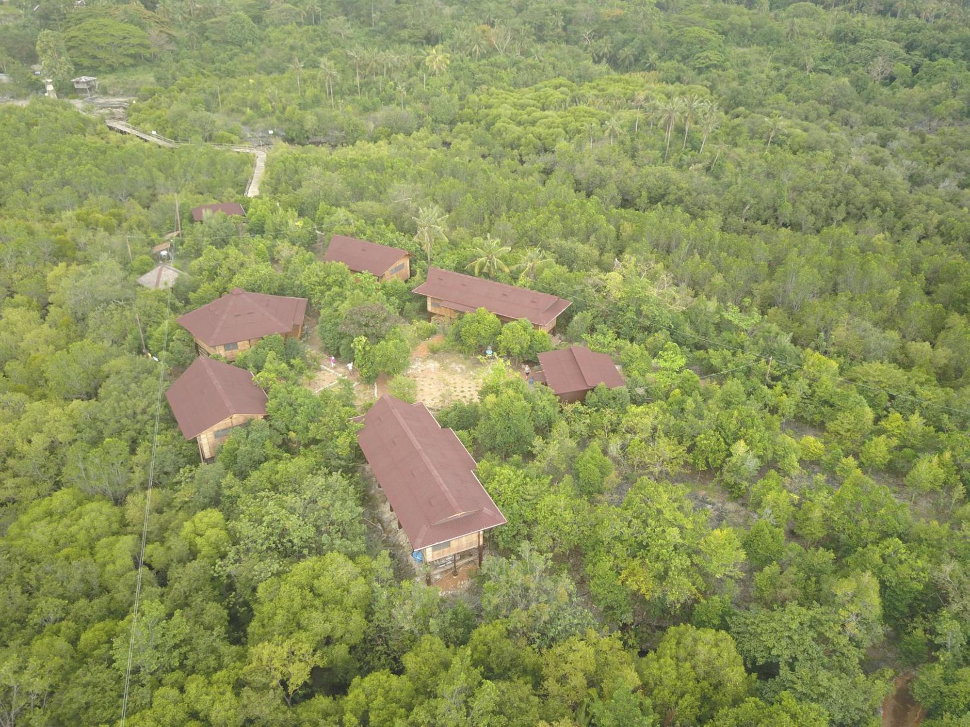 Eskapo Verde Lodge Moalboal Badian Dış mekan fotoğraf